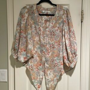 Rose + Olive top neutral tones size medium